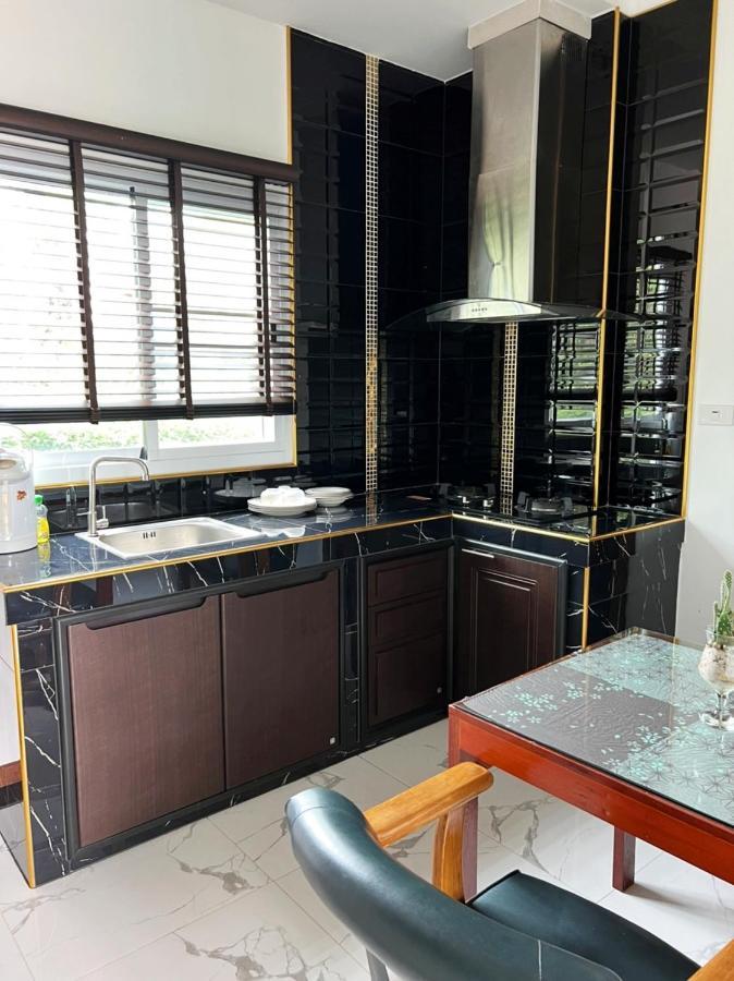 New Home Gบ้านเดี่ยวสร้างใหม่ ใกล้ทะเล ตัวเมืองระยอง Ban Chak Phai Exterior foto