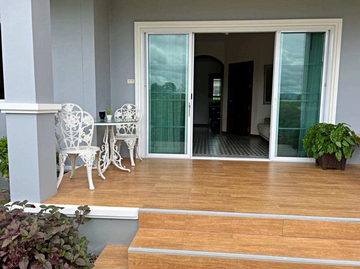 New Home Gบ้านเดี่ยวสร้างใหม่ ใกล้ทะเล ตัวเมืองระยอง Ban Chak Phai Exterior foto